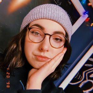 Meet your Posher, Anna